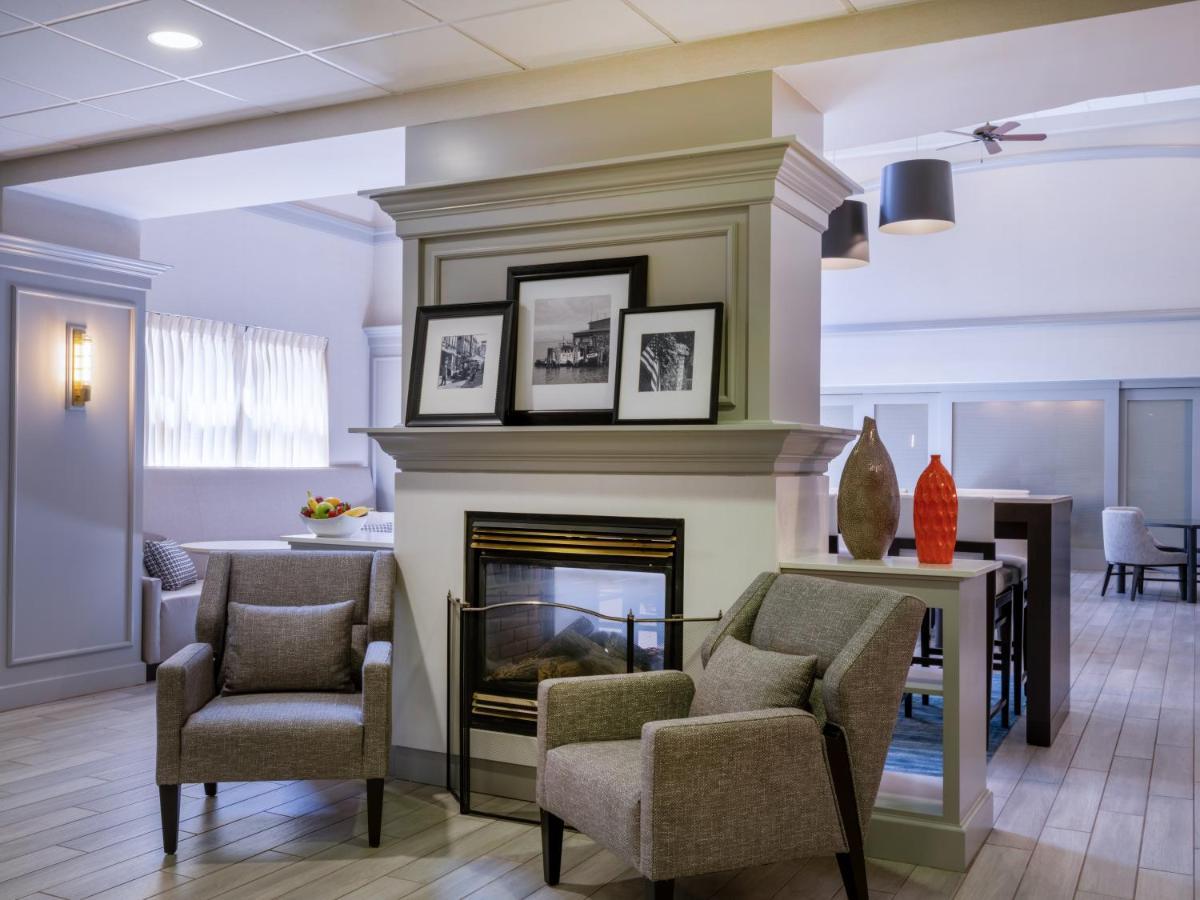 Hampton Inn Raynham-Taunton Εξωτερικό φωτογραφία