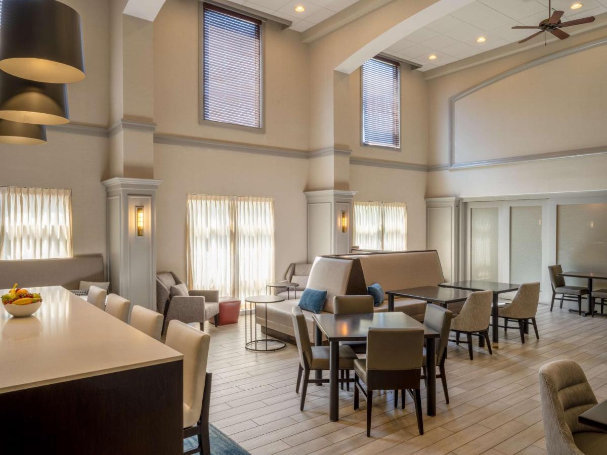 Hampton Inn Raynham-Taunton Εξωτερικό φωτογραφία