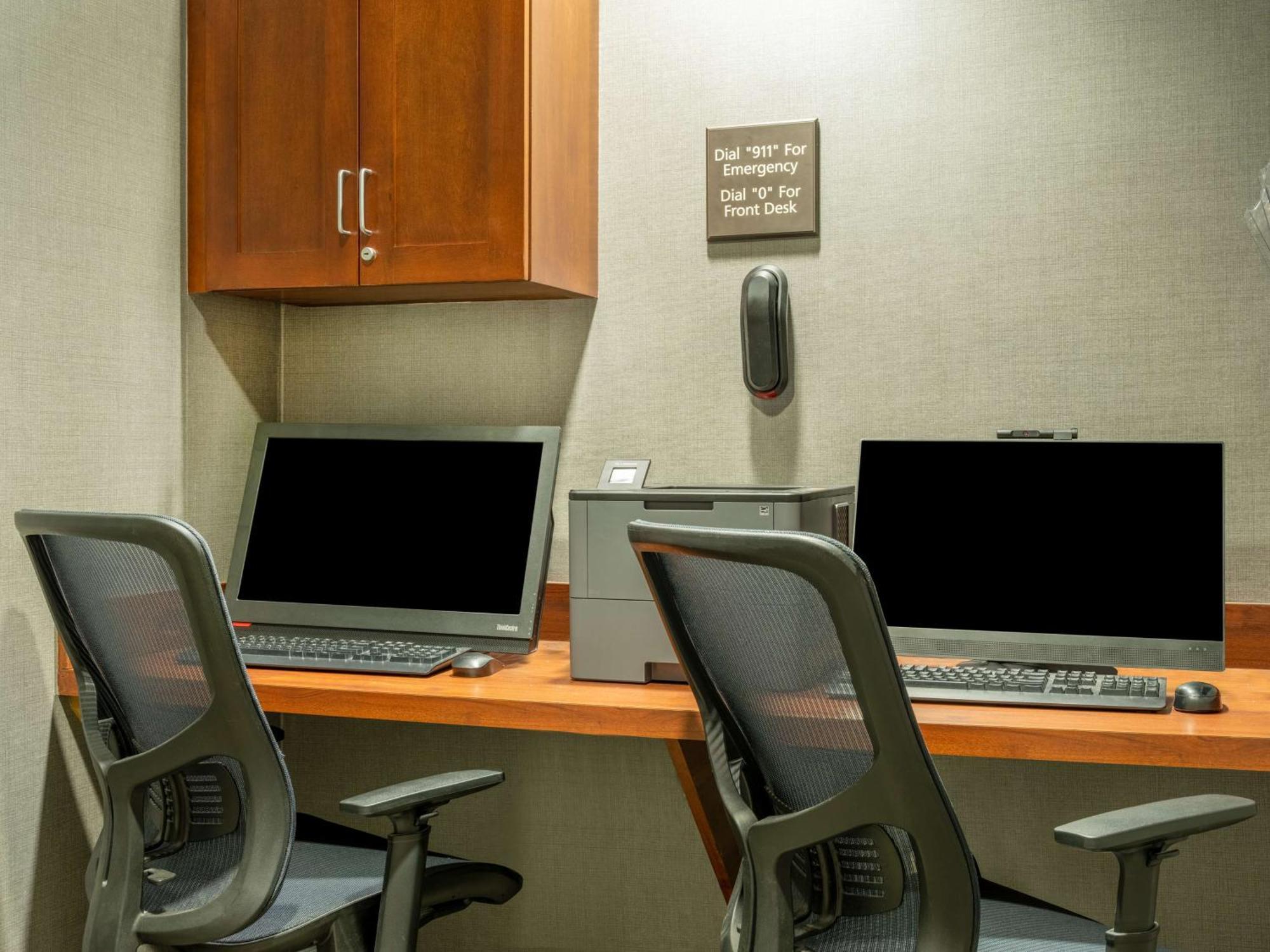 Hampton Inn Raynham-Taunton Εξωτερικό φωτογραφία